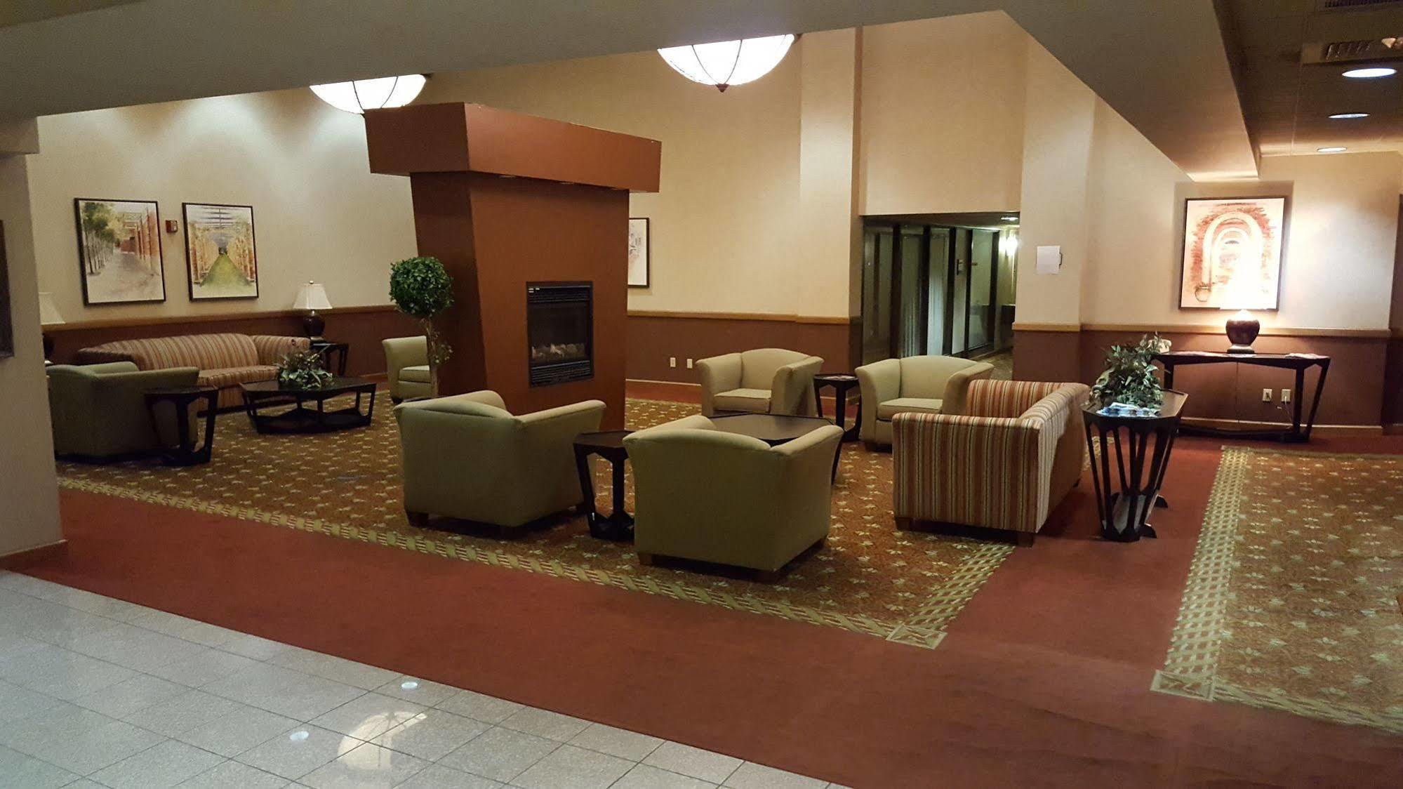 Rodeway Inn 阿克伦 外观 照片